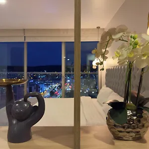  Apartment Espectacular Vista La Carolina - One Ecuador